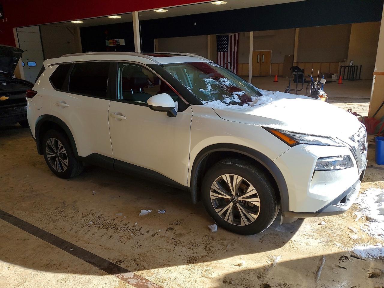 2022 Nissan Rogue sv