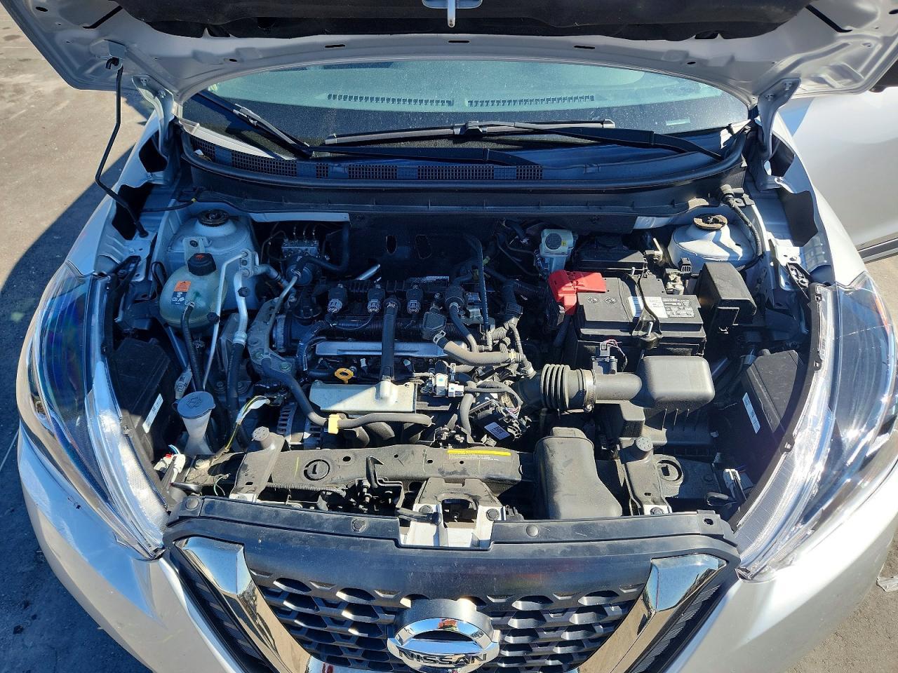 2020 Nissan Kicks sr