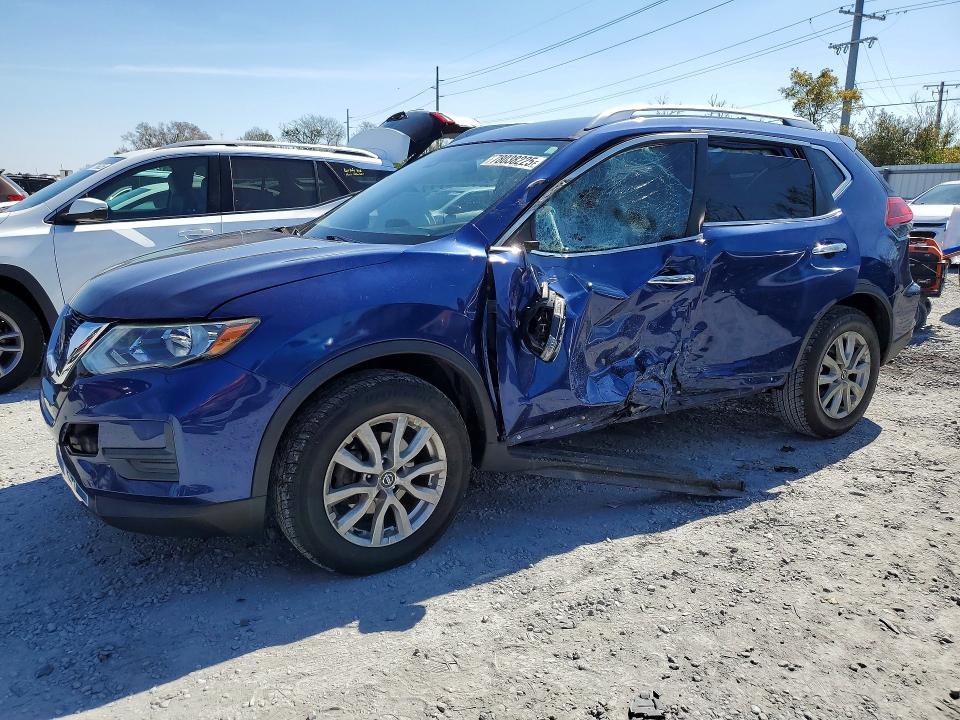 2020 Nissan Rogue sv
