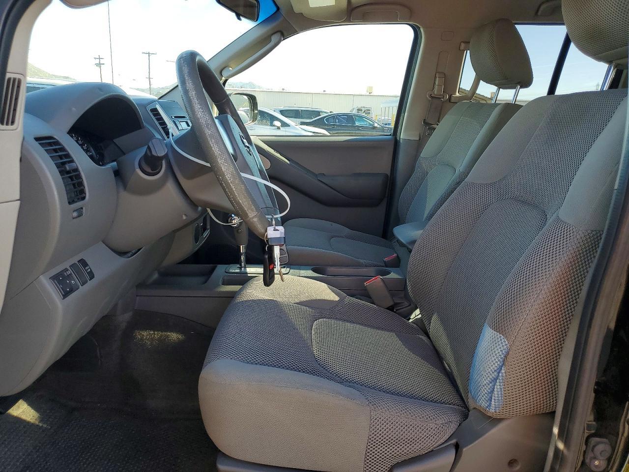 2010 Nissan Frontier SE V6