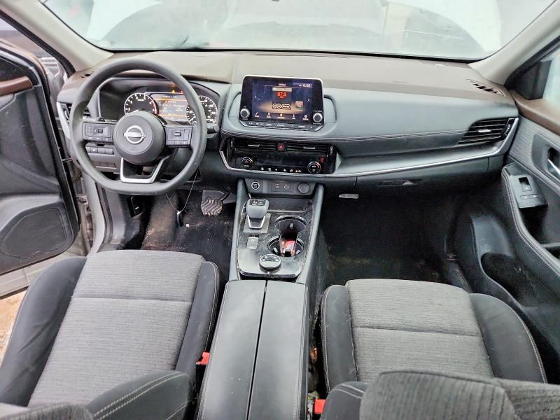 2022 Nissan Rogue sv