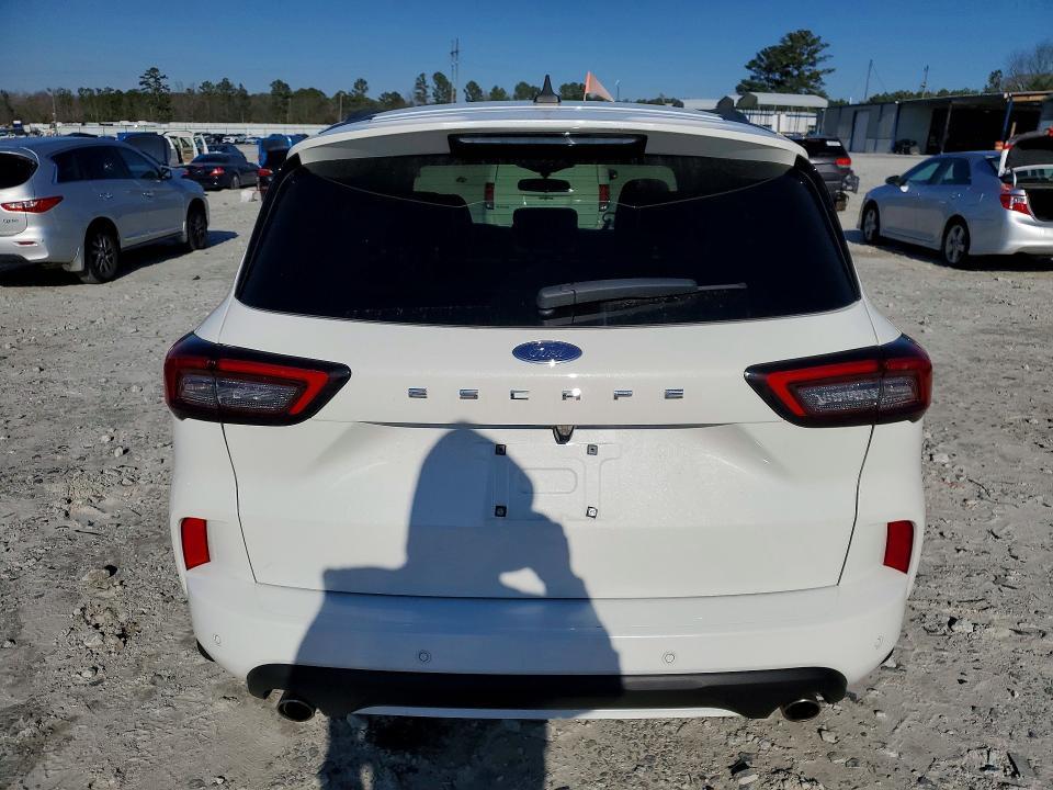2024 Ford Escape st Line