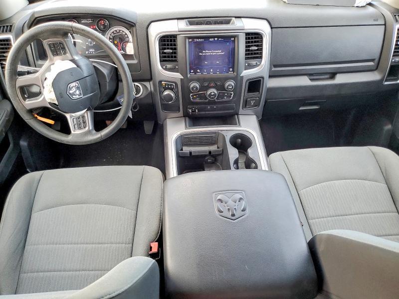 2022 Dodge Ram 1500 Classic slt