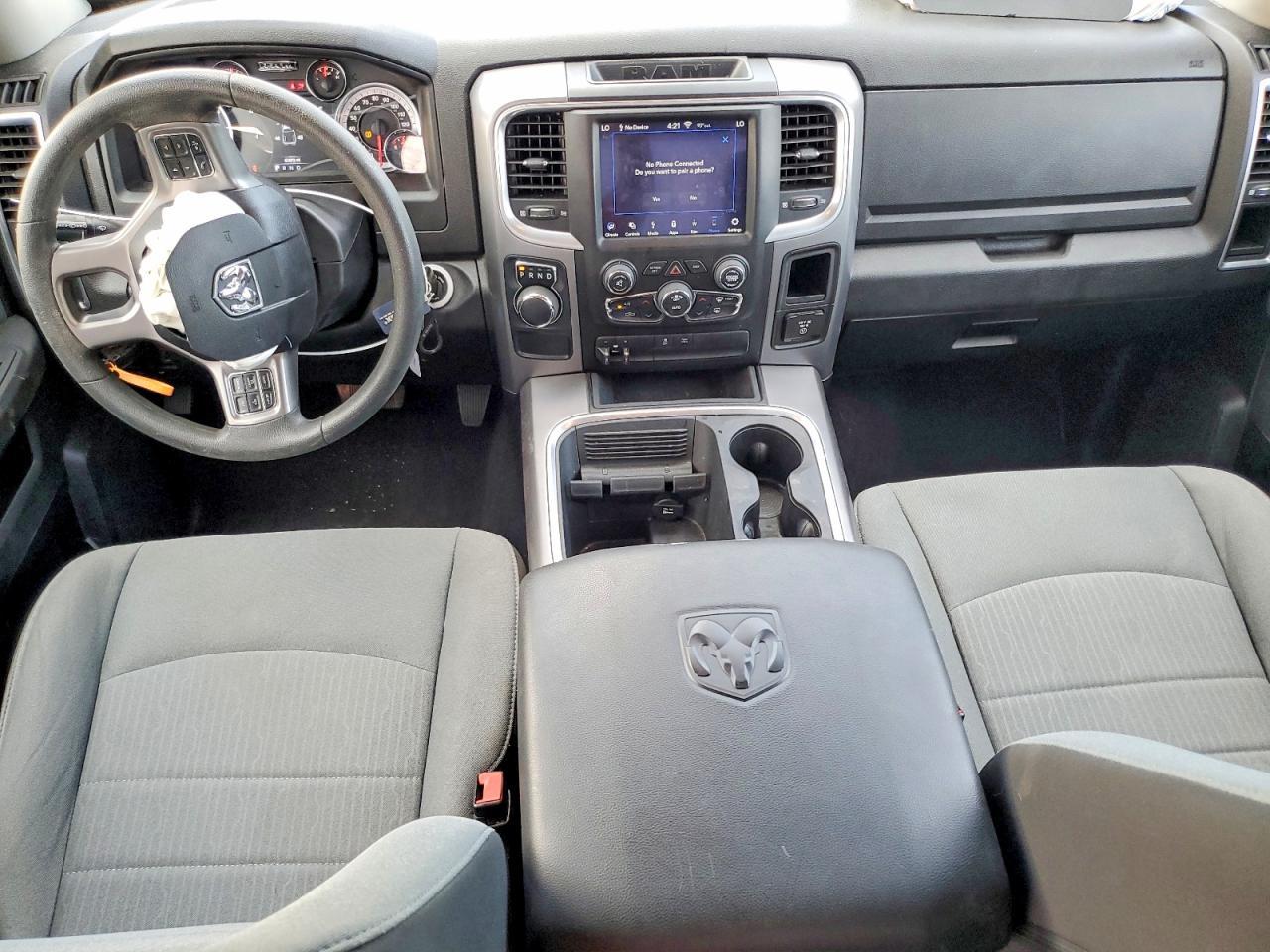 2022 Dodge Ram 1500 Classic slt