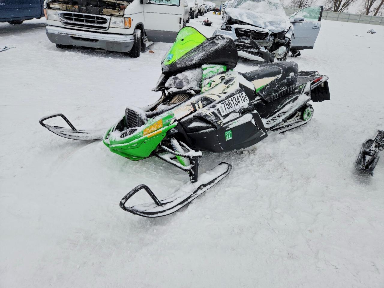 2010 Arctic Cat Z1 Snowmobile