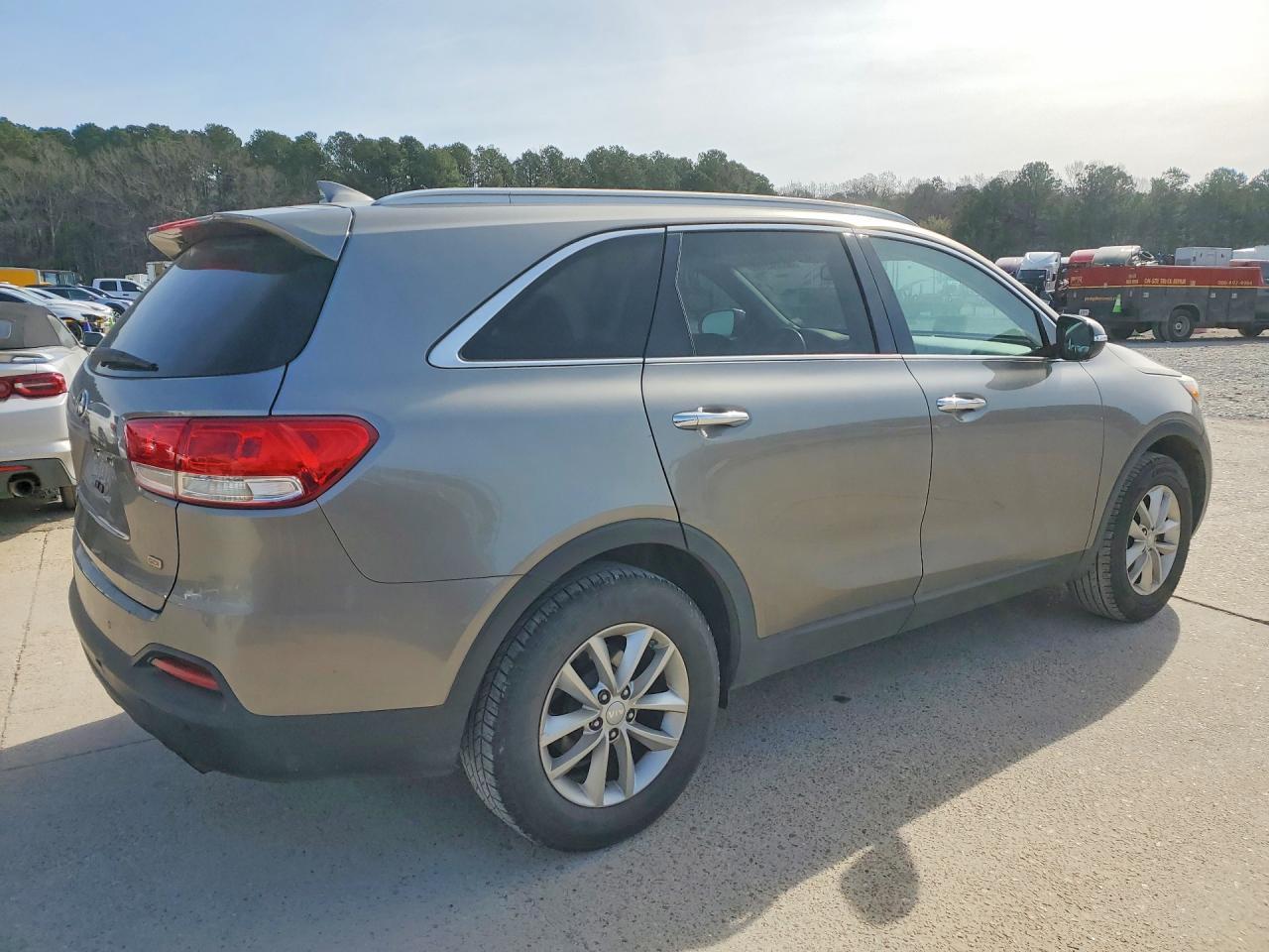 2017 KIA Sorento lx
