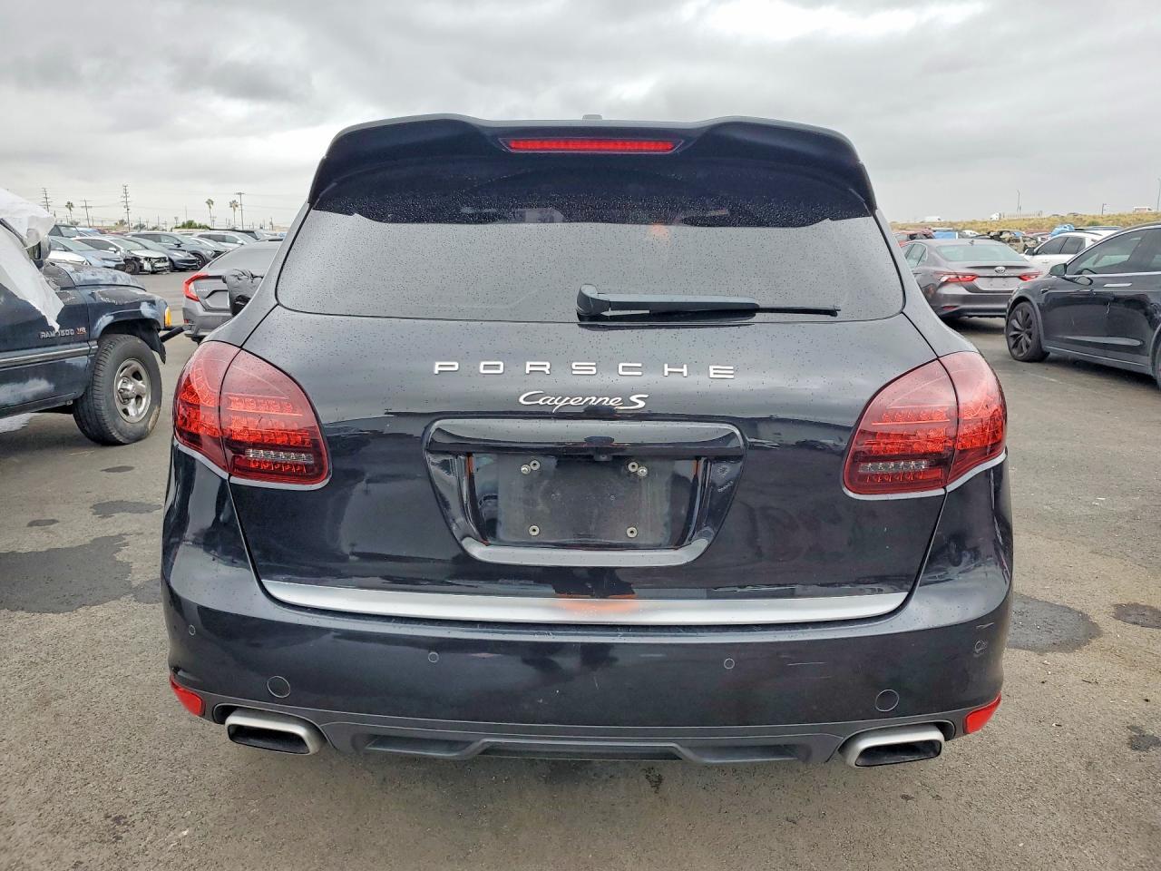 2013 Porsche Cayenne s