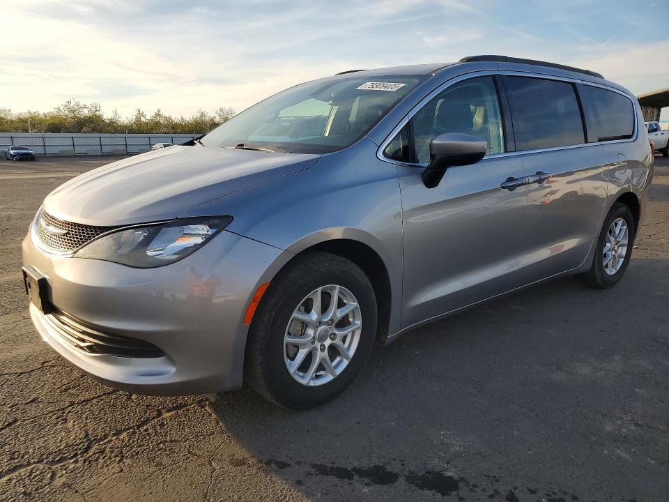 2020 Chrysler Voyager lxi