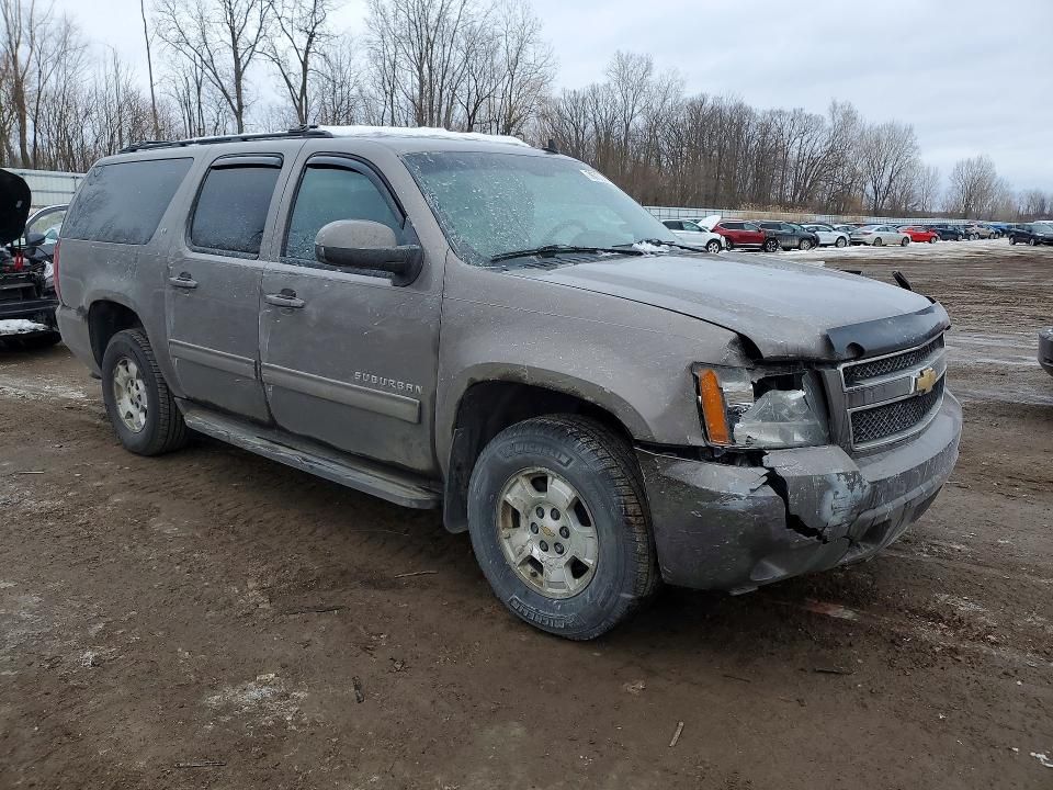 2013 Chevrolet Suburban K1500 lt