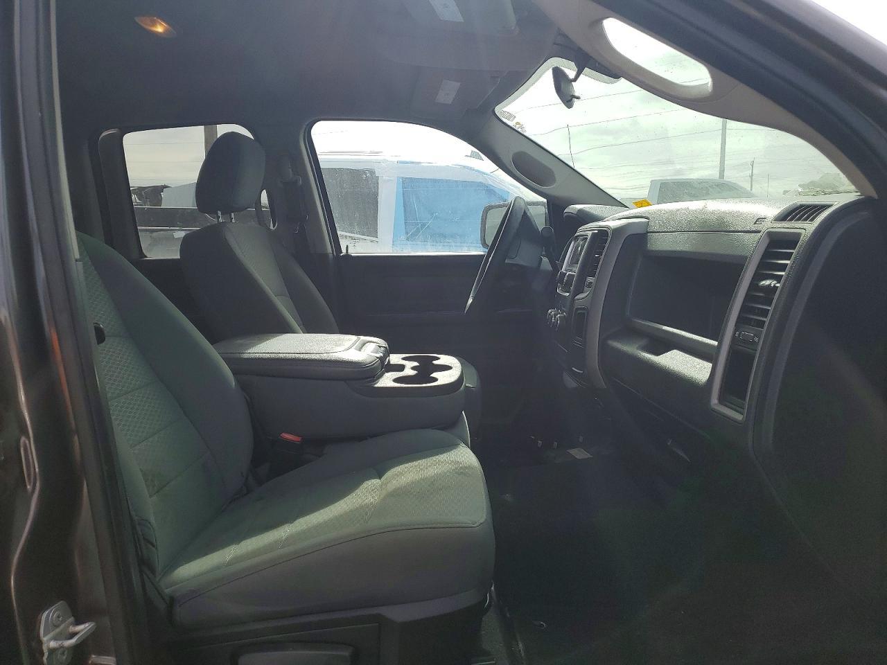 2015 Dodge RAM 1500 ST