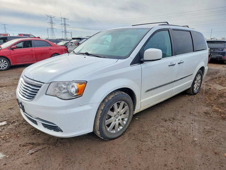 2016 Chrysler Town & Country Touring