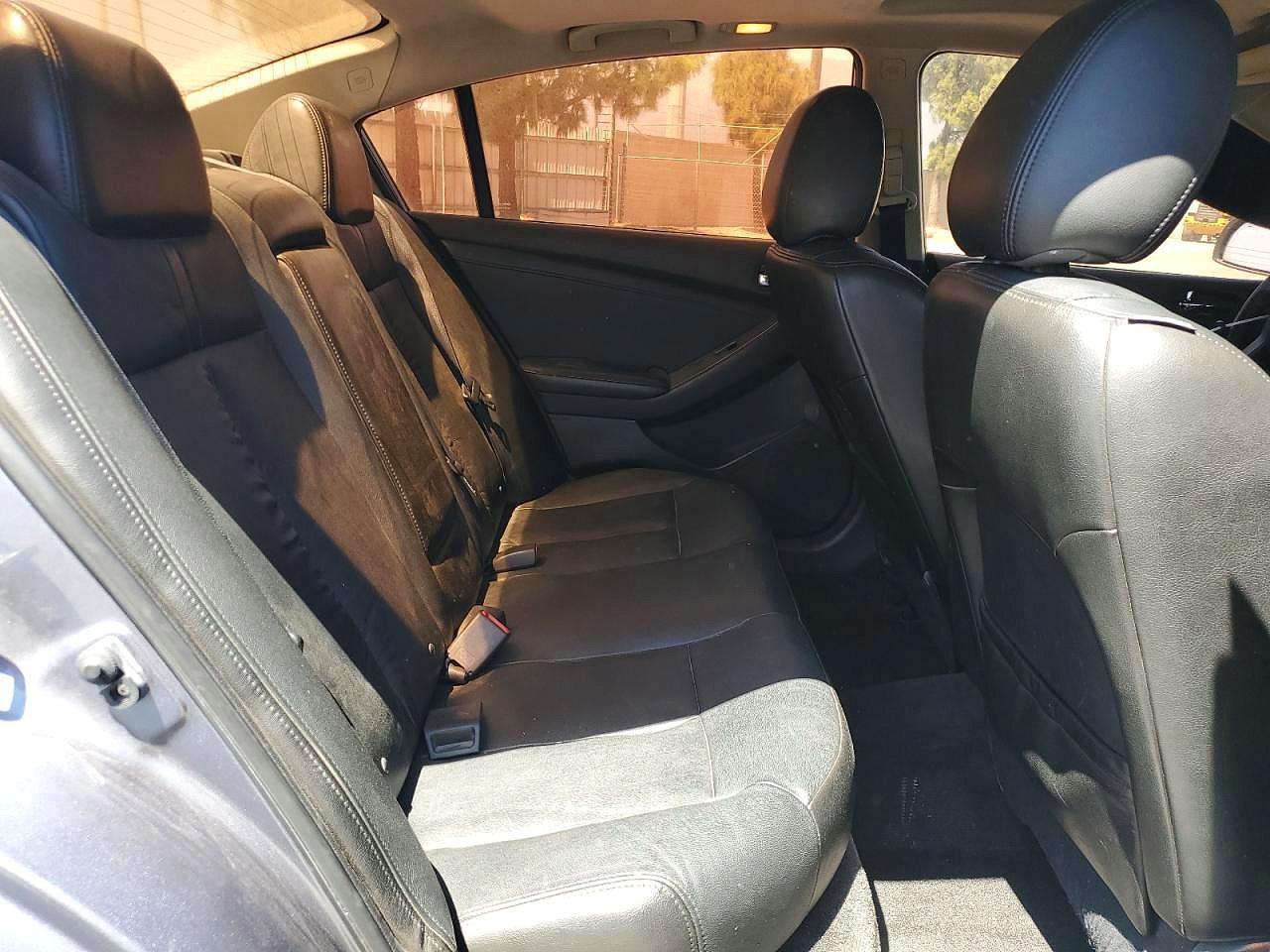 2011 Nissan Altima Base