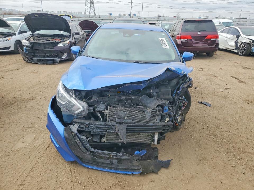 2021 Nissan Versa sv