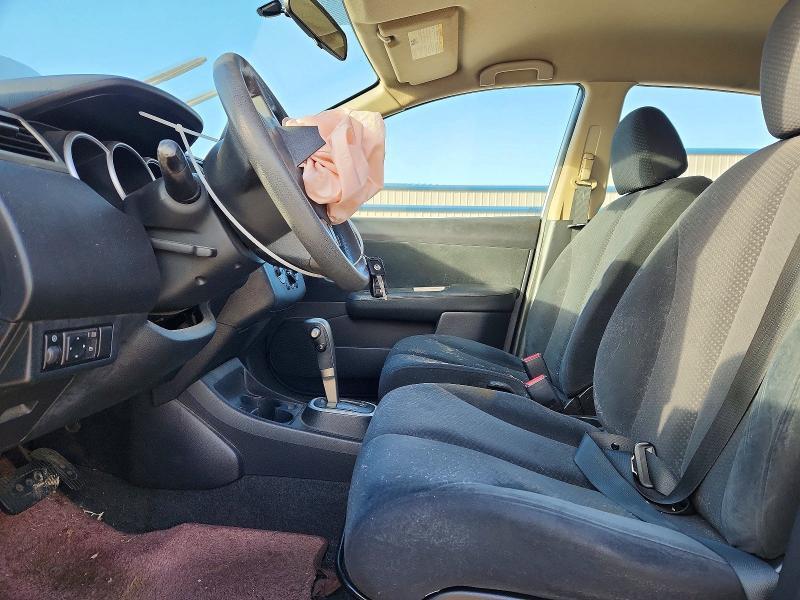 2011 Nissan Versa s