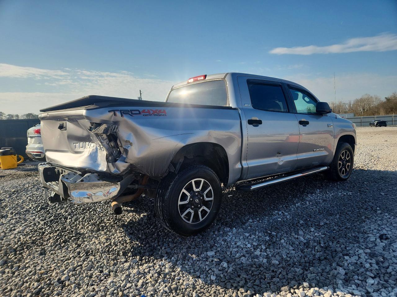 2014 Toyota Tundra SR5