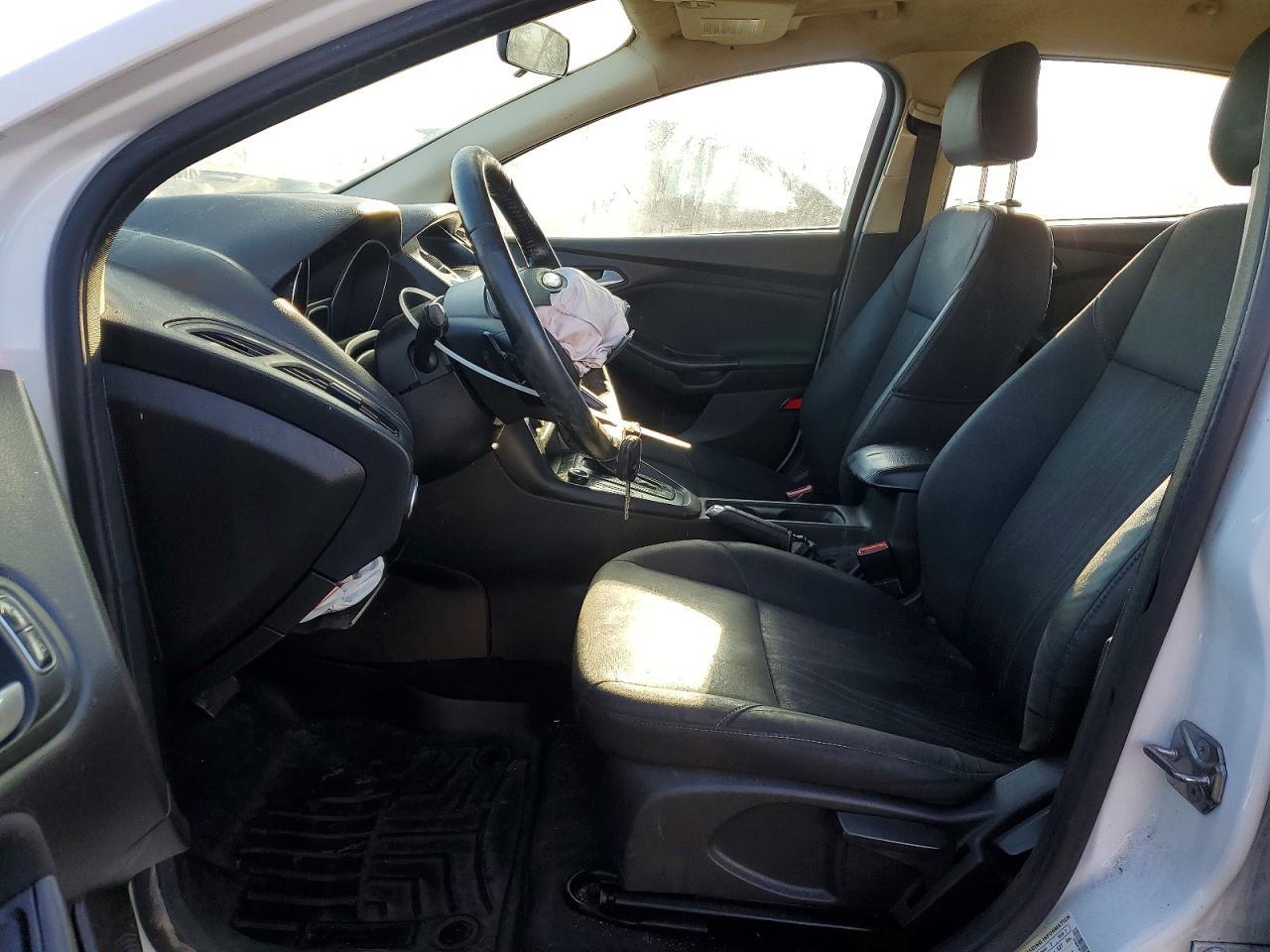 2016 Ford Focus se