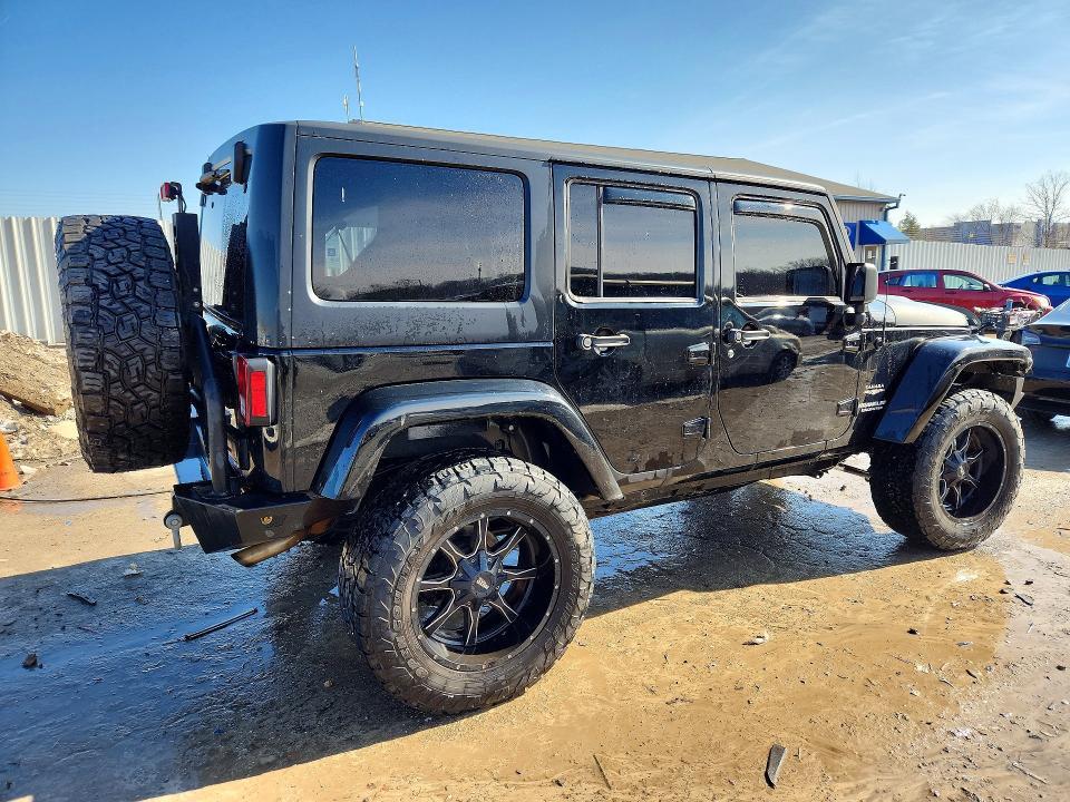 2013 Jeep Wrangler Unlimited Sahara