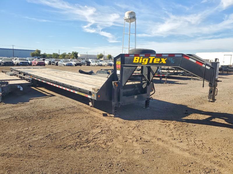 2024 Bigtex 2024 big tex 25gn-35bk+5mr Equipment Trailer