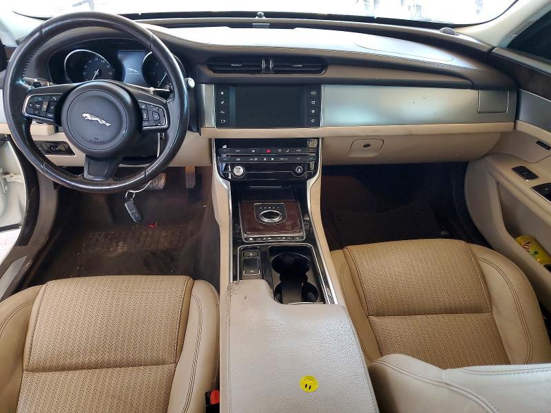2017 Jaguar Xf Prestige