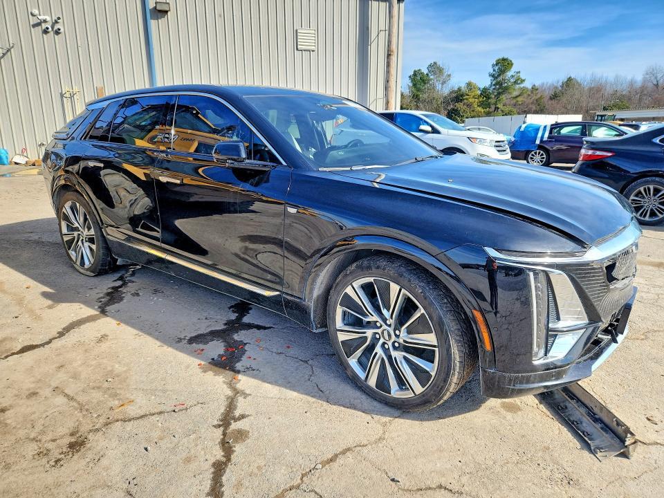 2023 Cadillac Lyriq Luxury