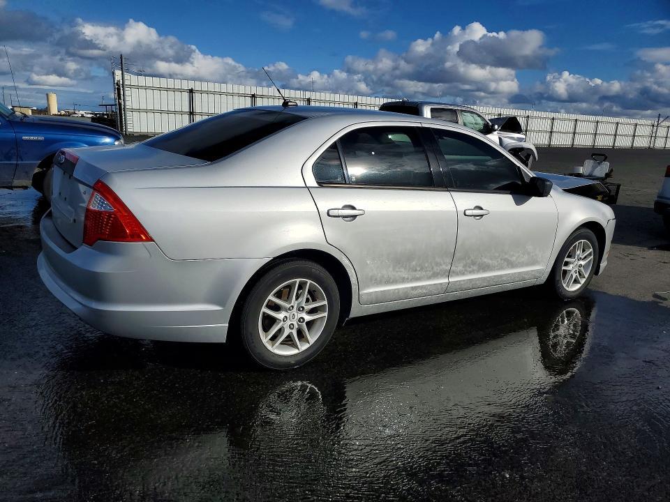 2010 Ford Fusion s