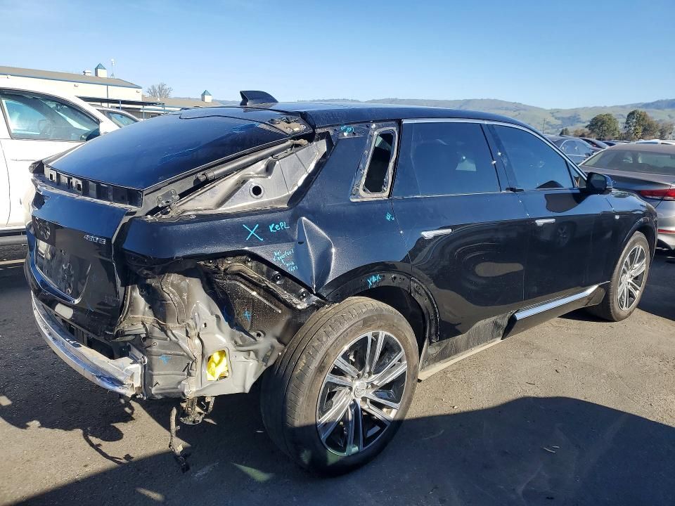 2023 Cadillac Lyriq Luxury