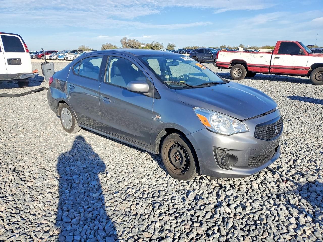 2020 Mitsubishi Mirage G4 es