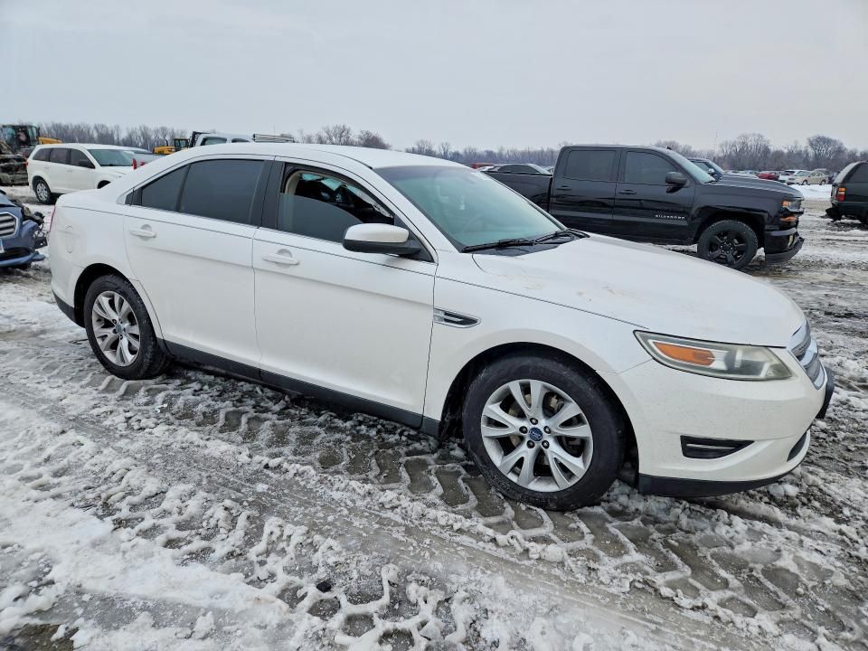 2010 Ford Taurus sel