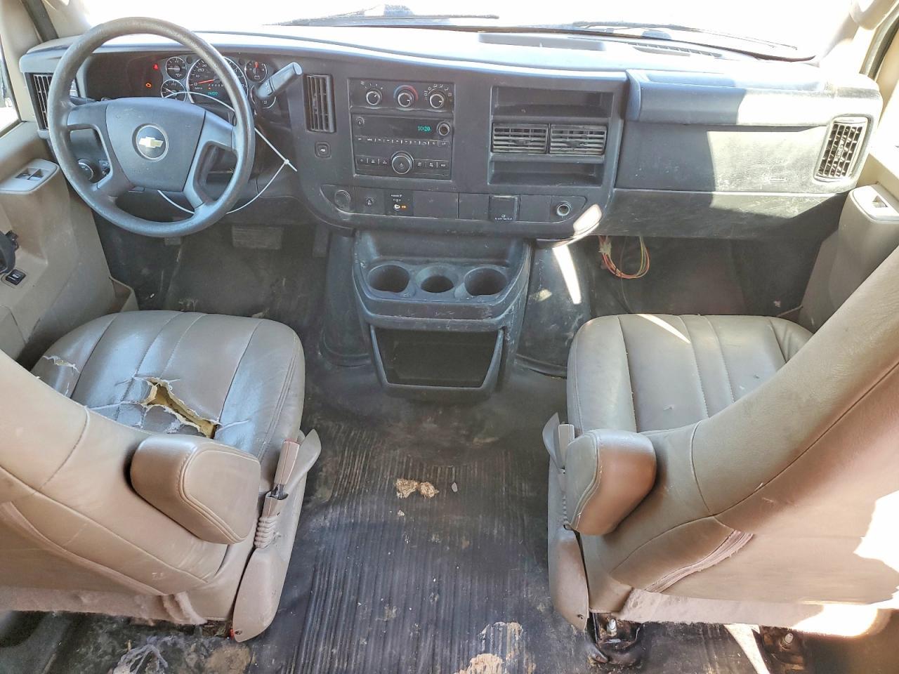2017 Chevrolet Express G2500
