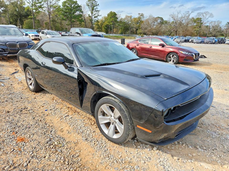 2016 Dodge Challenger sxt