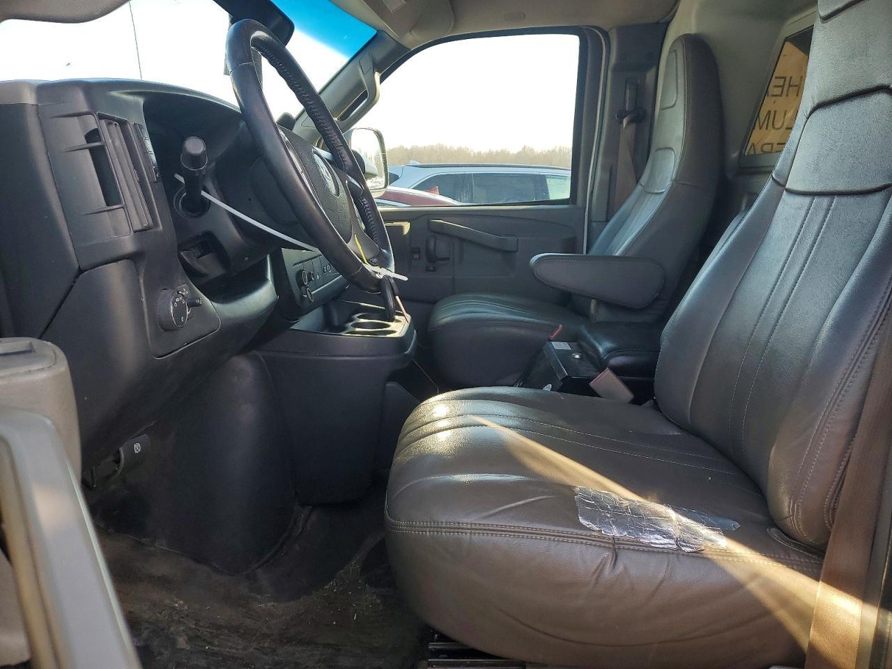 2017 Chevrolet Express G2500