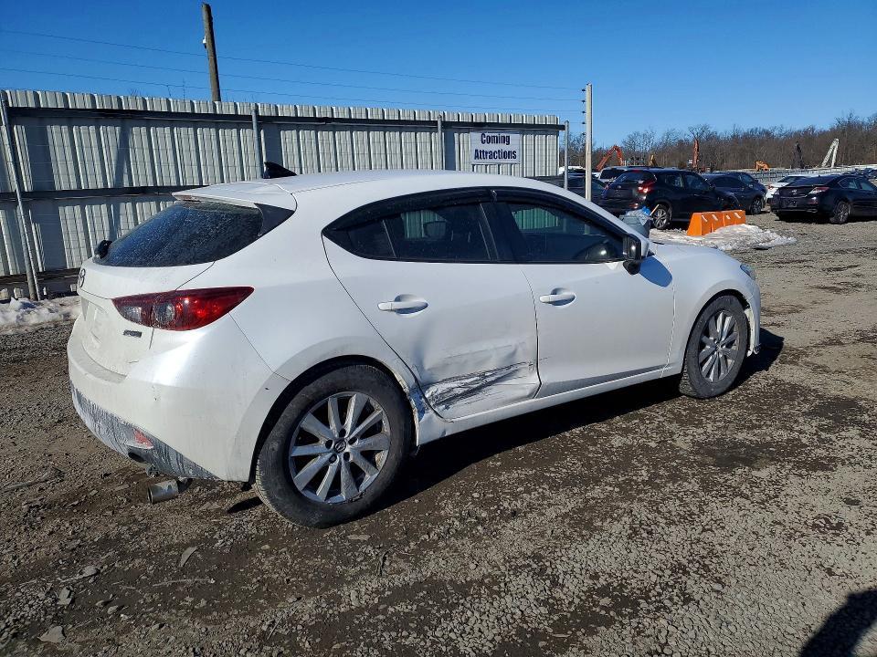 2016 Mazda 3 Sport
