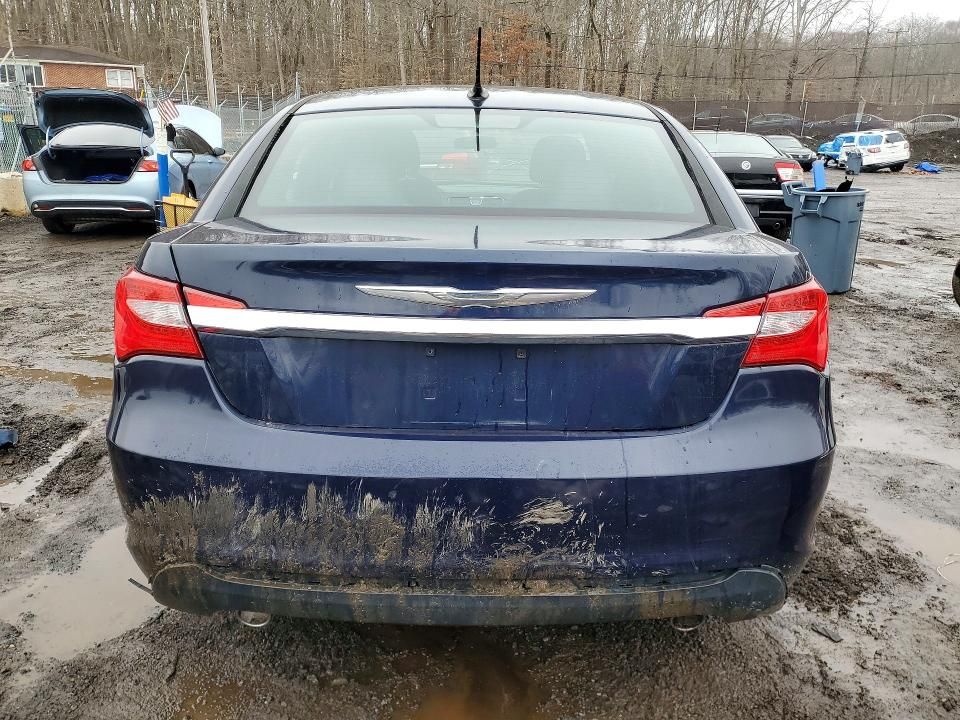 2014 Chrysler 200 lx