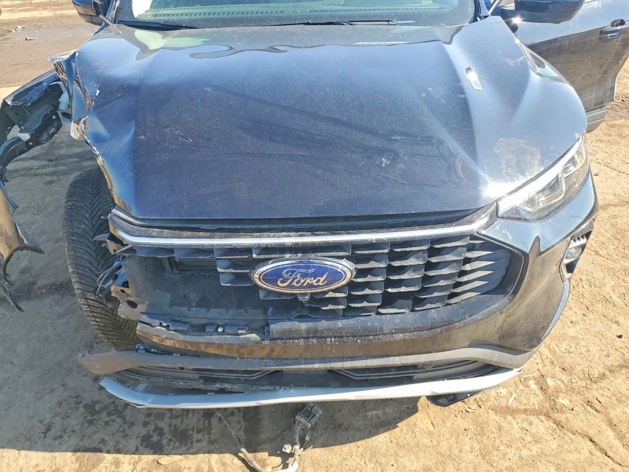 2023 Ford Escape Platinum
