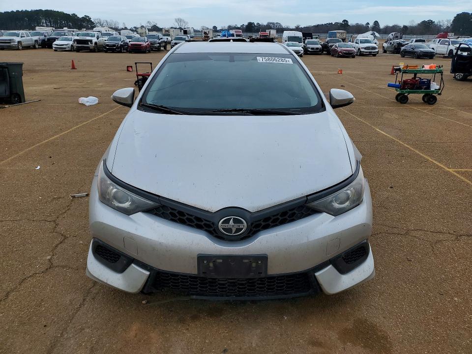 2016 Scion IM