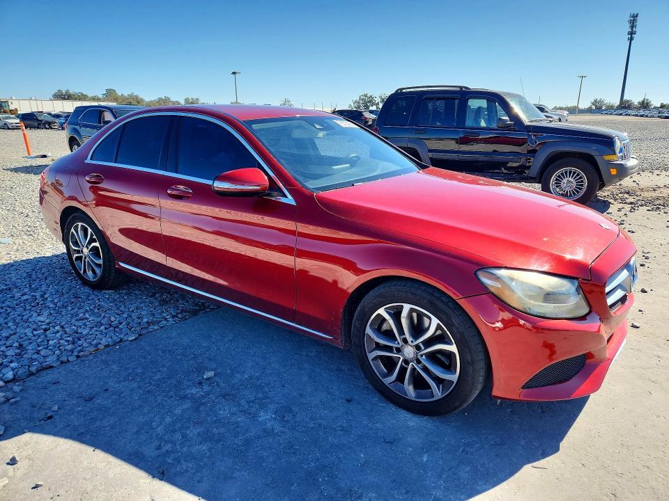 2016 Mercedes-Benz C300