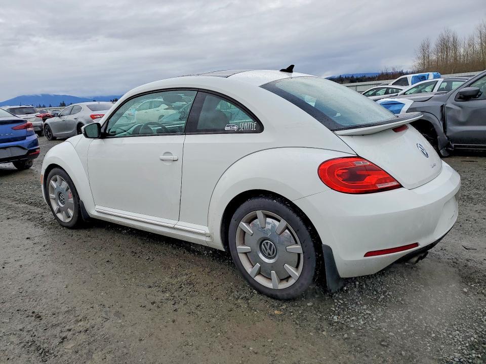 2016 Volkswagen Beetle se