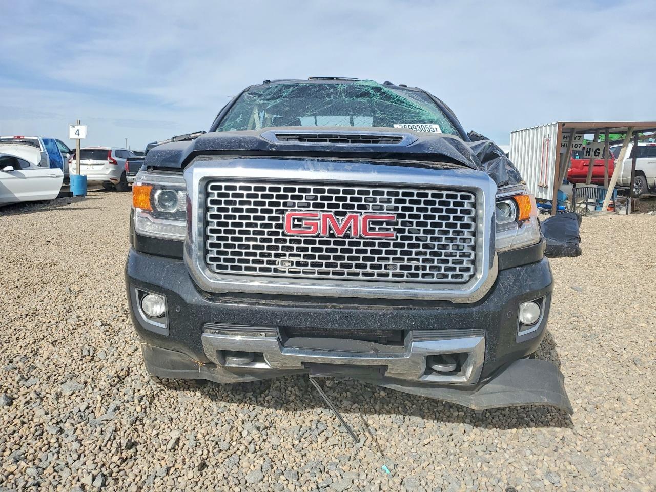 2017 GMC Sierra K2500 Denali