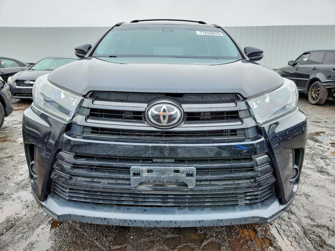 2019 Toyota Highlander se