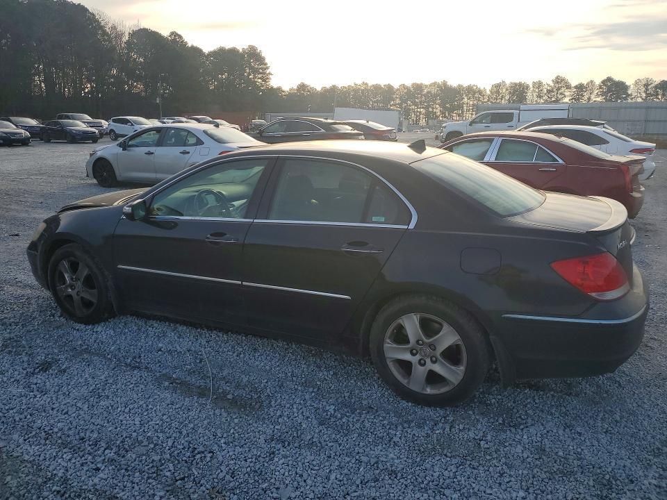 2005 Acura RL