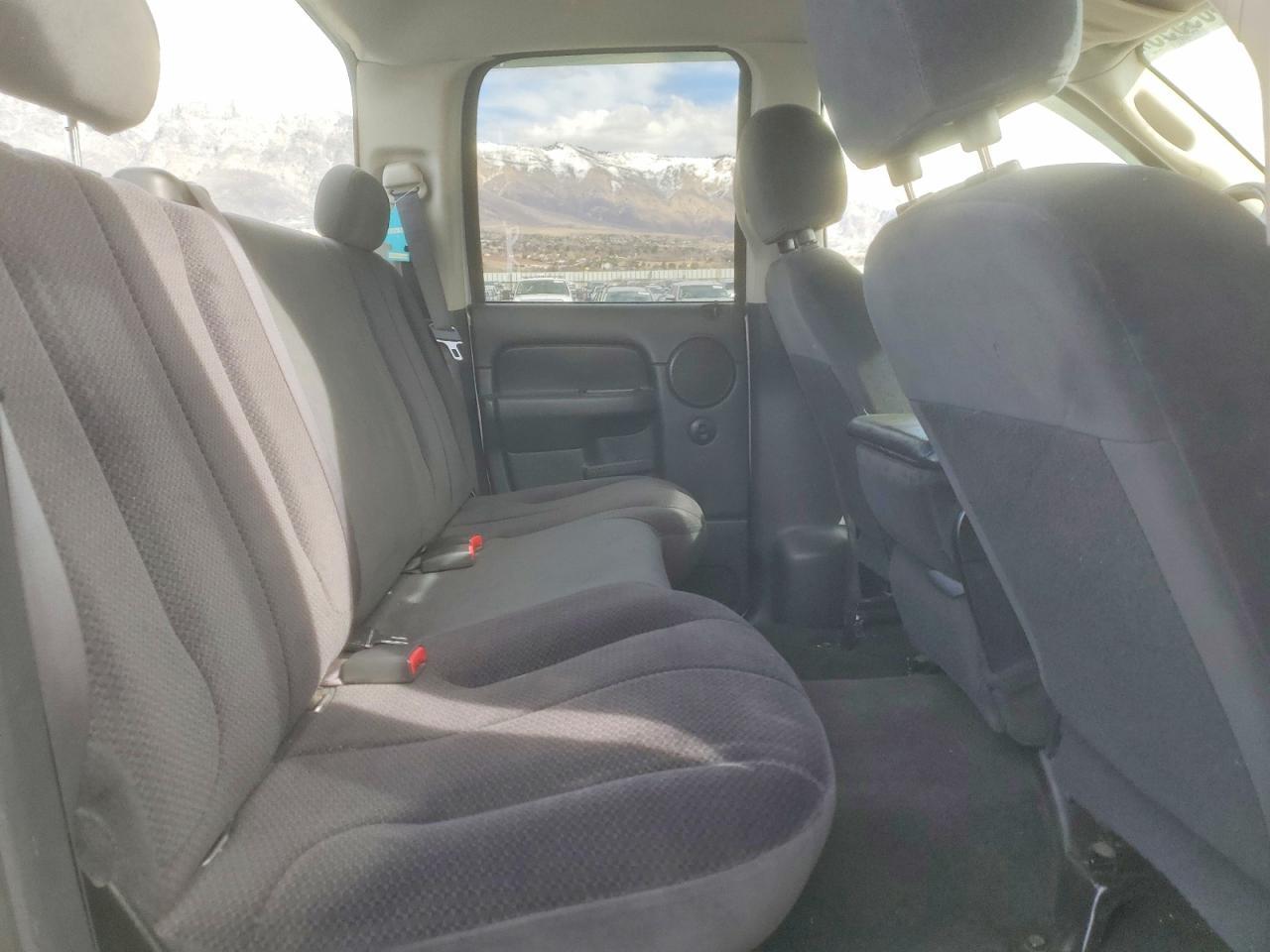 2005 Dodge Ram 1500 st