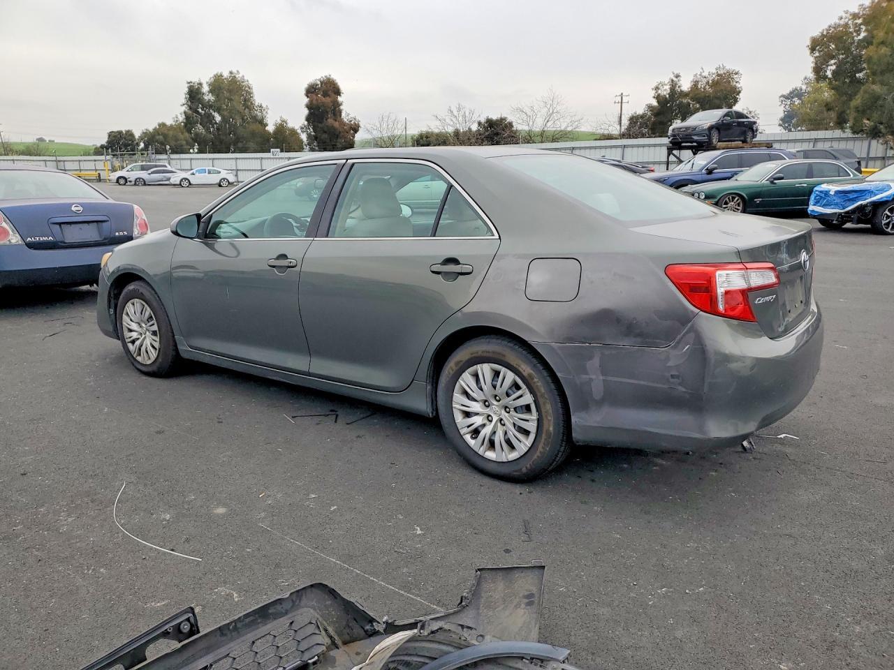 2013 Toyota Camry l