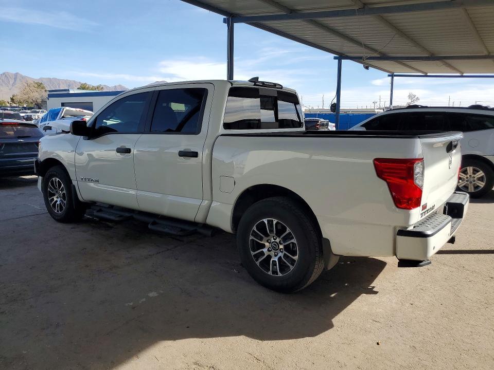 2023 Nissan Titan sv