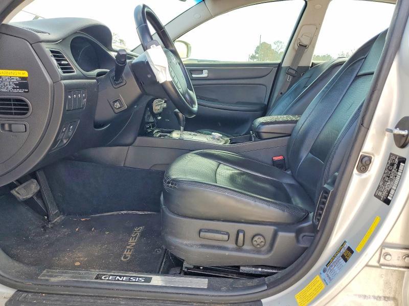2013 Hyundai Genesis 5.0l