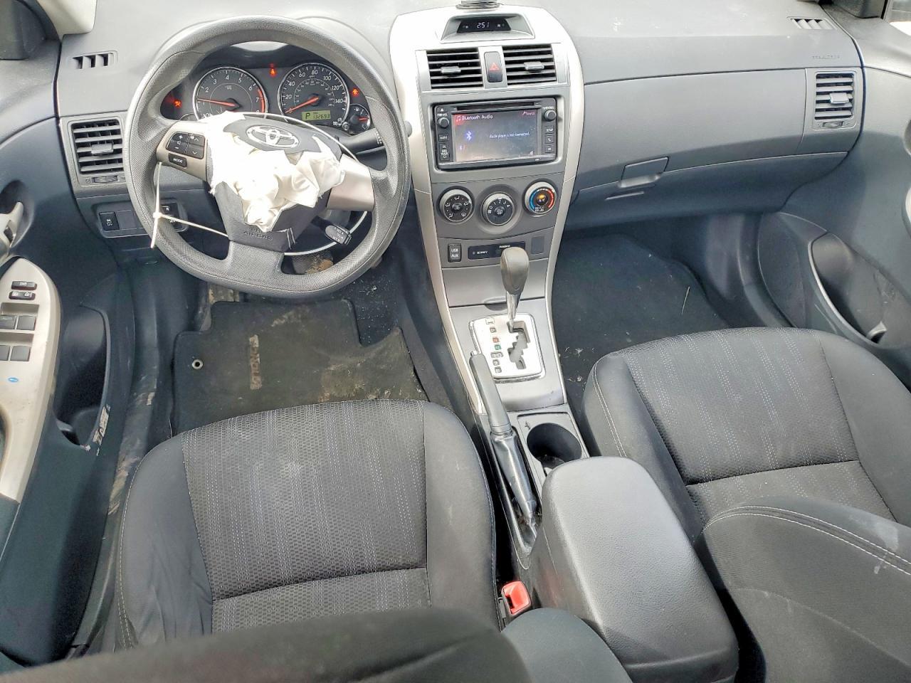 2013 Toyota Corolla s