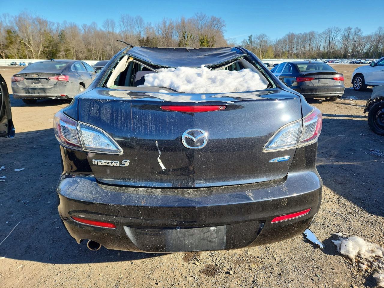 2013 Mazda 3 I