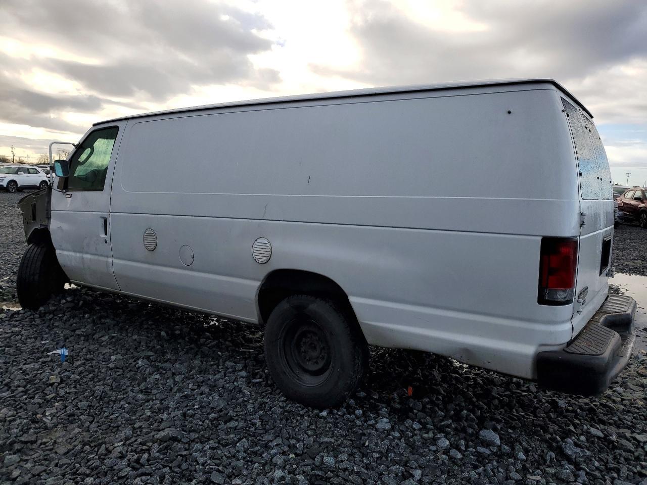 2011 Ford Econoline E350 Super Duty Van