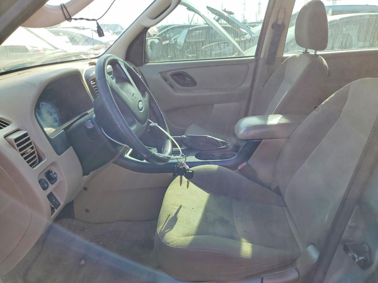 2005 Ford Escape xls