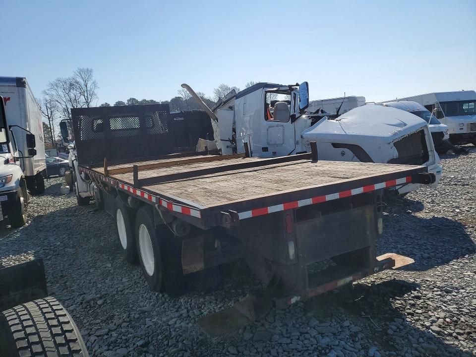 2016 Freightliner Business Class M2 Flatbed Truck