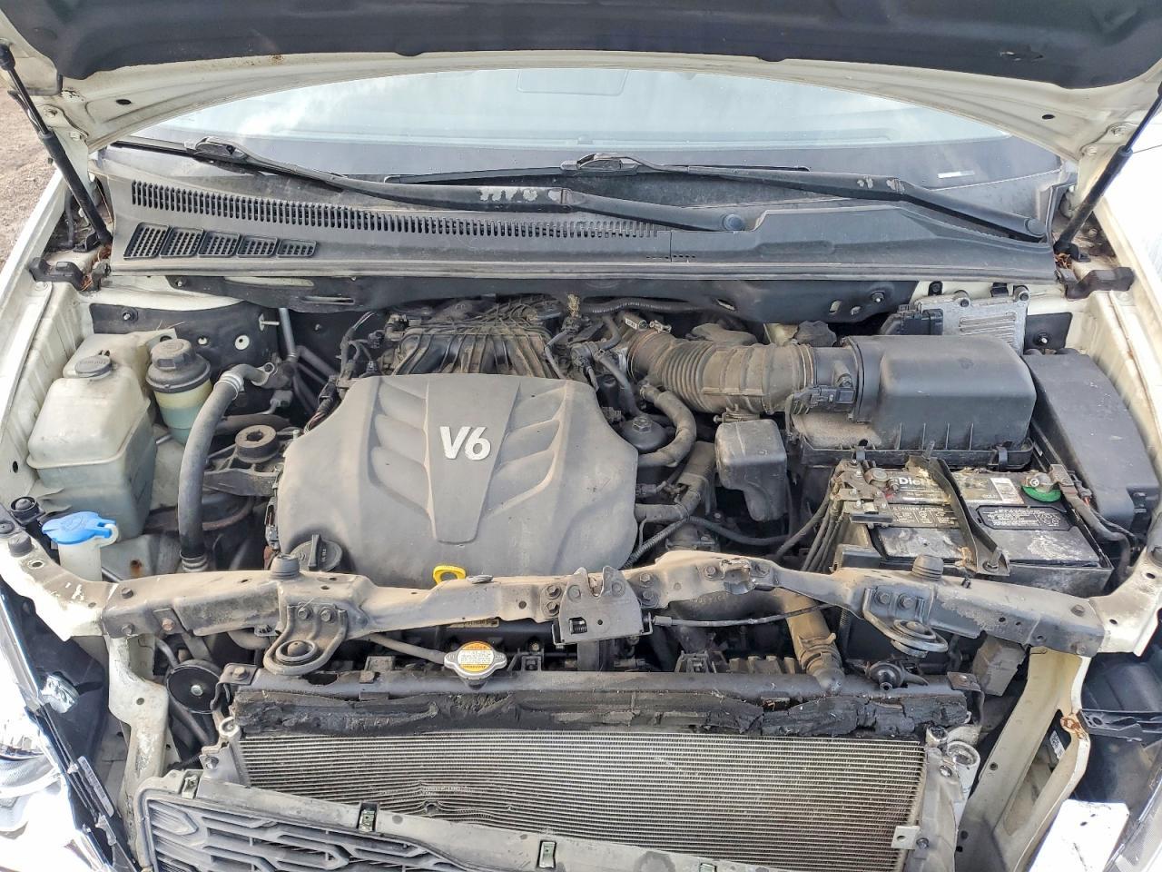 2011 KIA Sedona lx